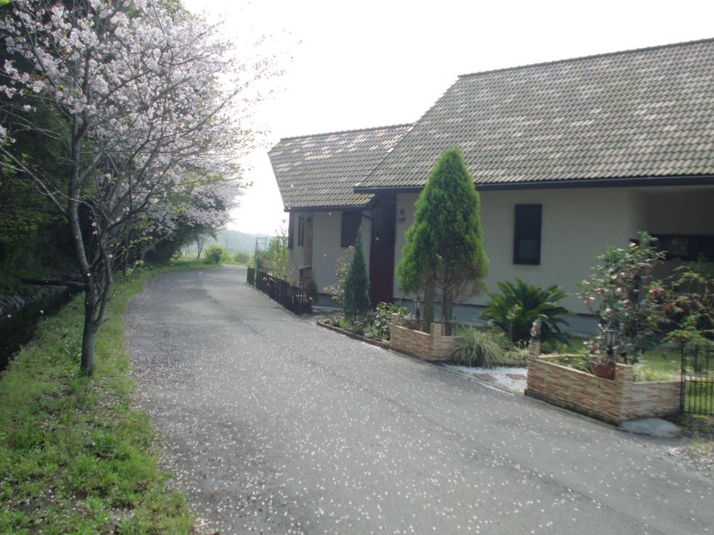 Minshuku Hoshi No Sumika Hotel Shibushi Exterior photo